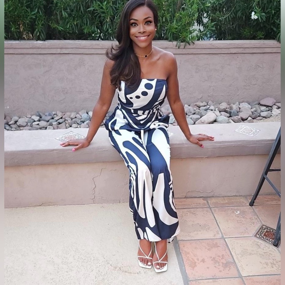 Her Bottari strapless abstract two piece set